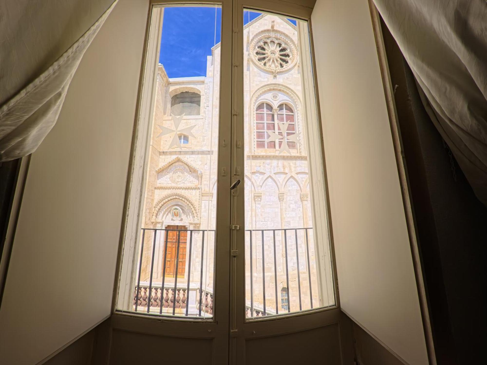 Palazzo Framarino Dei Malatesta - Noble Floor - XIV Century Giovinazzo Exterior foto