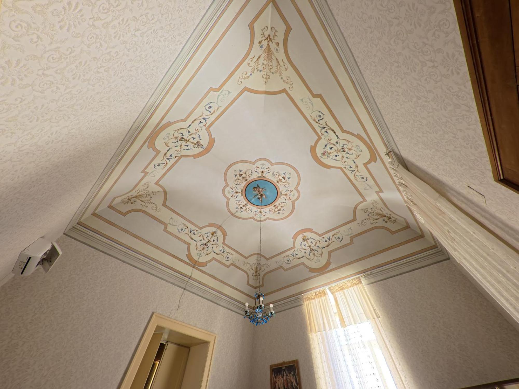Palazzo Framarino Dei Malatesta - Noble Floor - XIV Century Giovinazzo Exterior foto